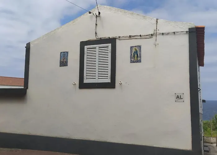 Semesterbostad Casa Dos Fenais *